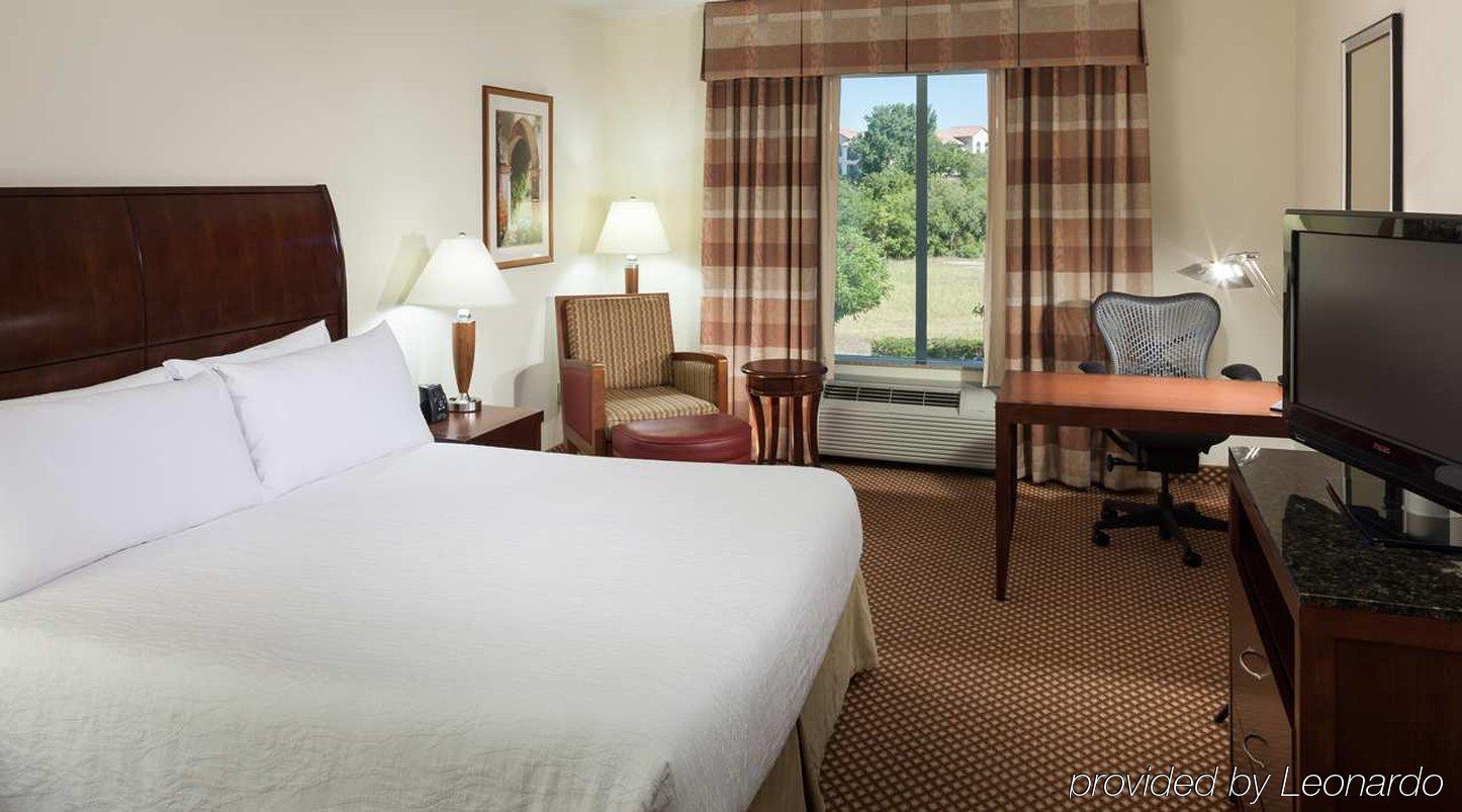 Hilton Garden Inn Фриско Экстерьер фото